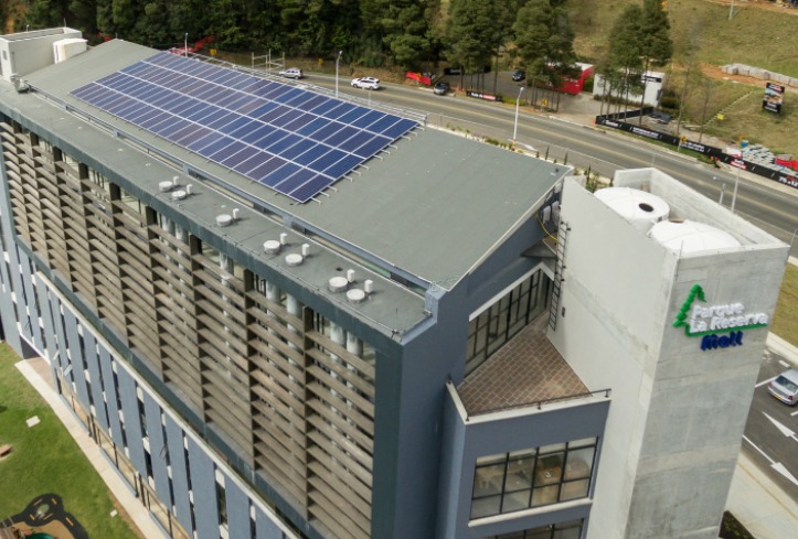 Celsia puso en operación el primer techo solar con beneficios de ley